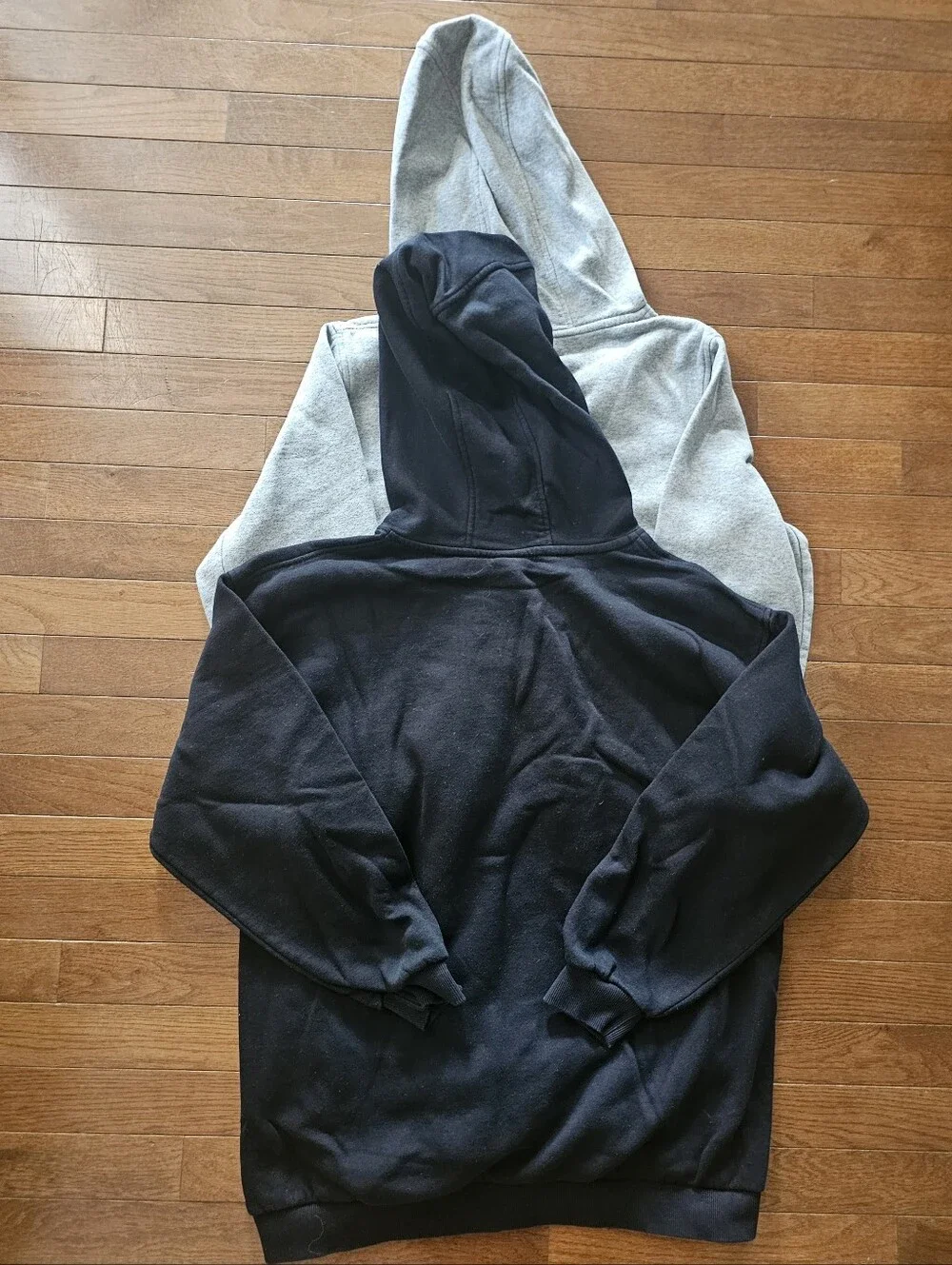 NIKE Lot Of 2 Boys Small Logo Hooded Sweatshirts